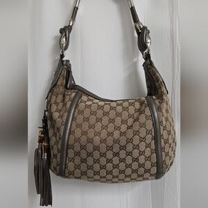 GUC Authentic Gucci GG Beige/ Gray Canvas Techno Horsebit Hobo Handbag